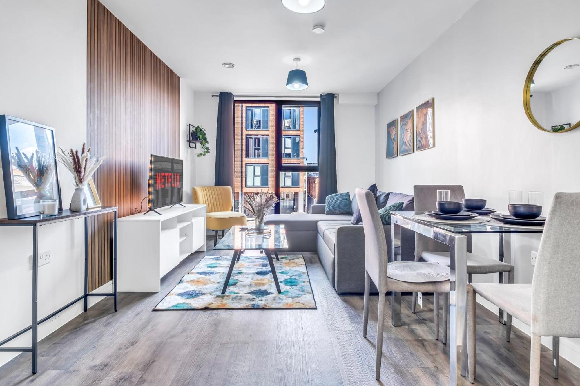 City Centre Emerald Escape - Sleeps-6, 2Beds & 2Baths , Netflix , Free Internet Birmingham Buitenkant foto