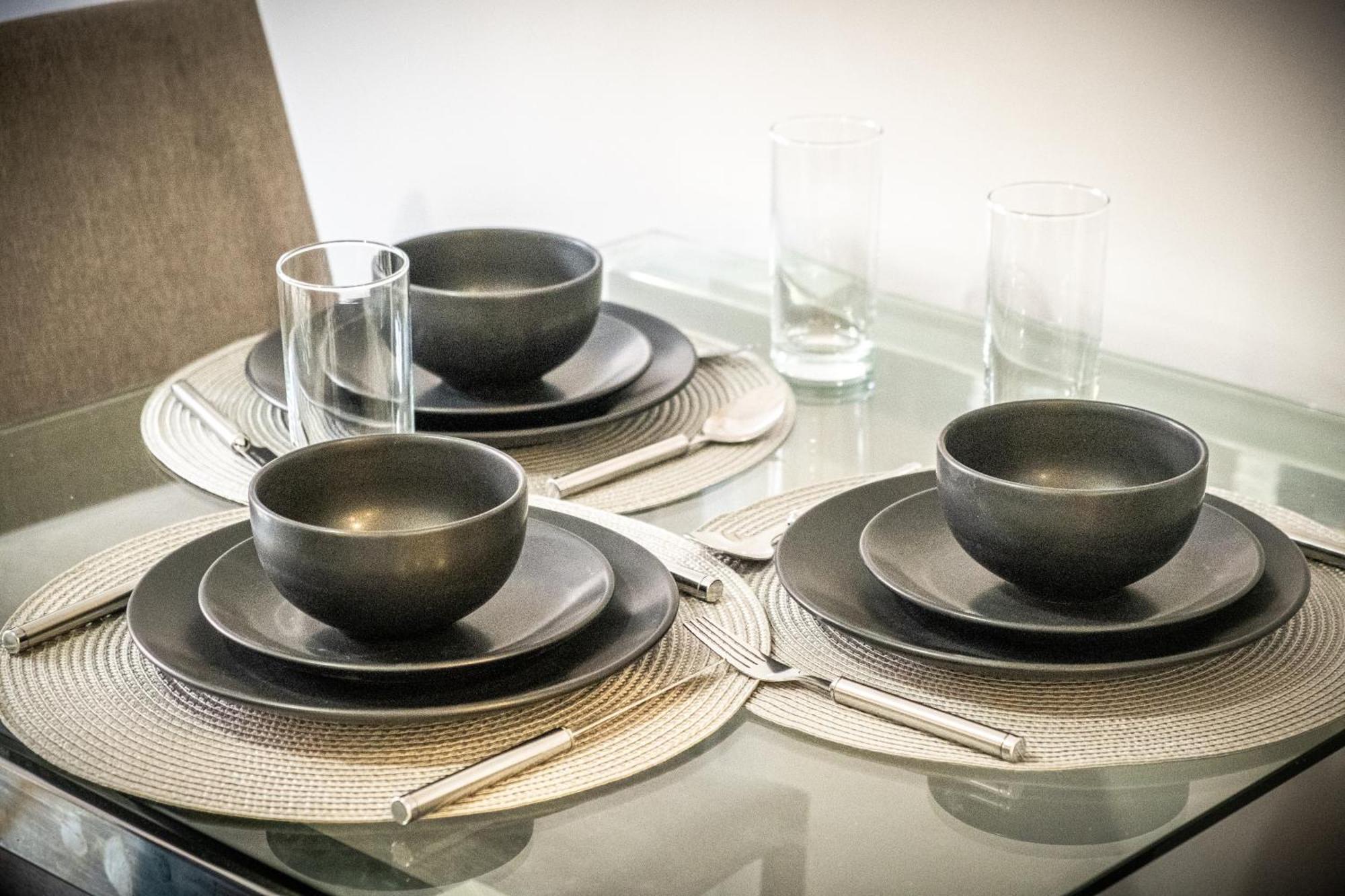 City Centre Emerald Escape - Sleeps-6, 2Beds & 2Baths , Netflix , Free Internet Birmingham Buitenkant foto